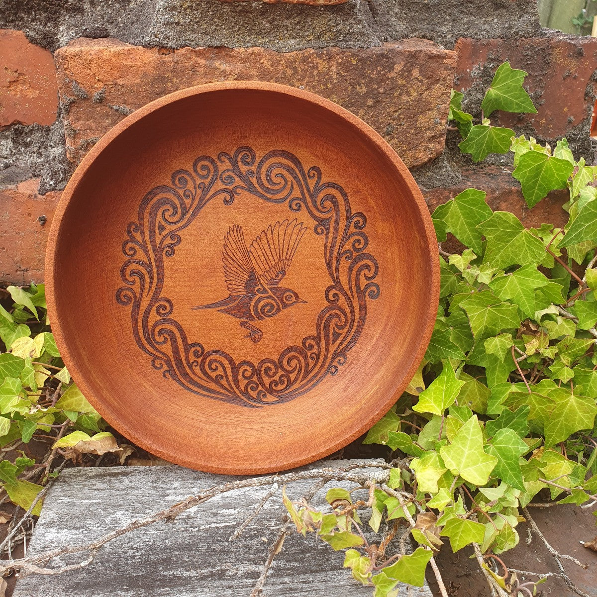 Wax Eye Shallow Bowl