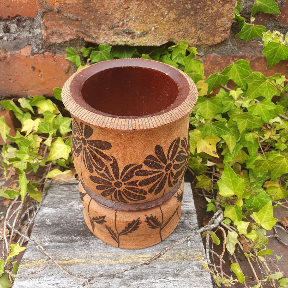 Wooden Daisy Vase