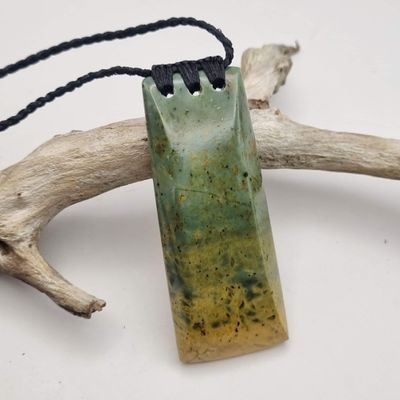 New Zealand Greenstone Large Marsden Flower Jade Pounamu Toki Pendant TFL100
