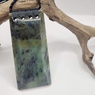 New Zealand Greenstone Pounamu XL Hei Toki Necklace