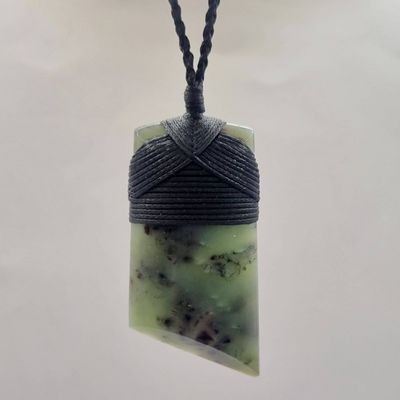 NZ Greenstone Medium Angled Toki Pendant - Pounamu