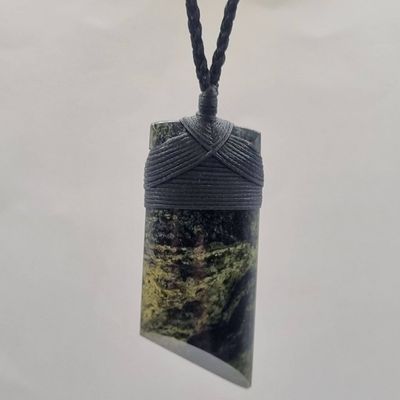NZ Greenstone Medium Angled Toki Pendant - Pounamu
