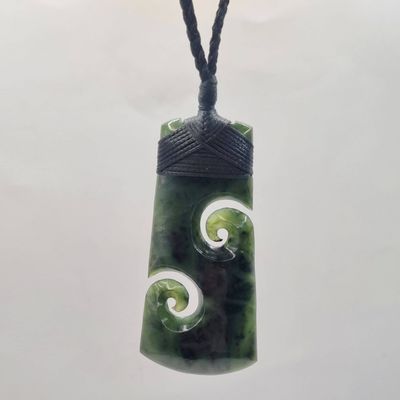 NZ Greenstone Large Toki - Pounamu Pendant DK10